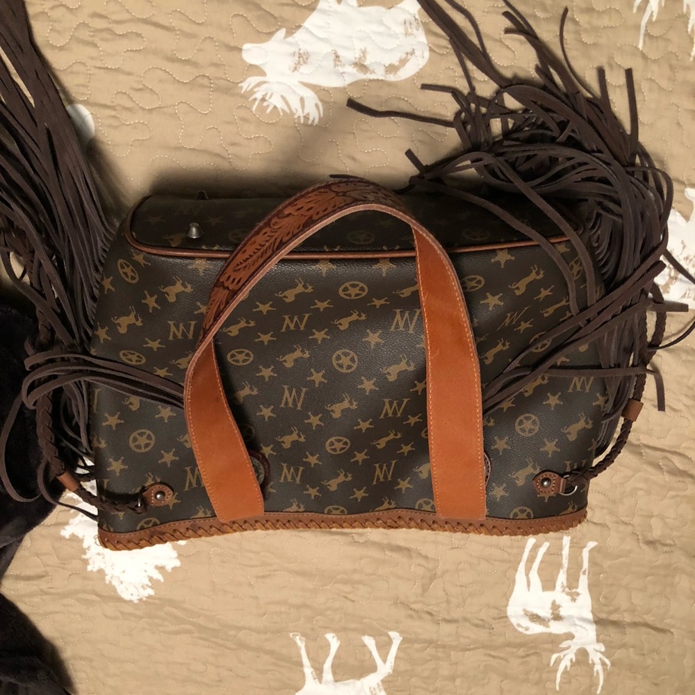 Purse - Picture 2 of 3